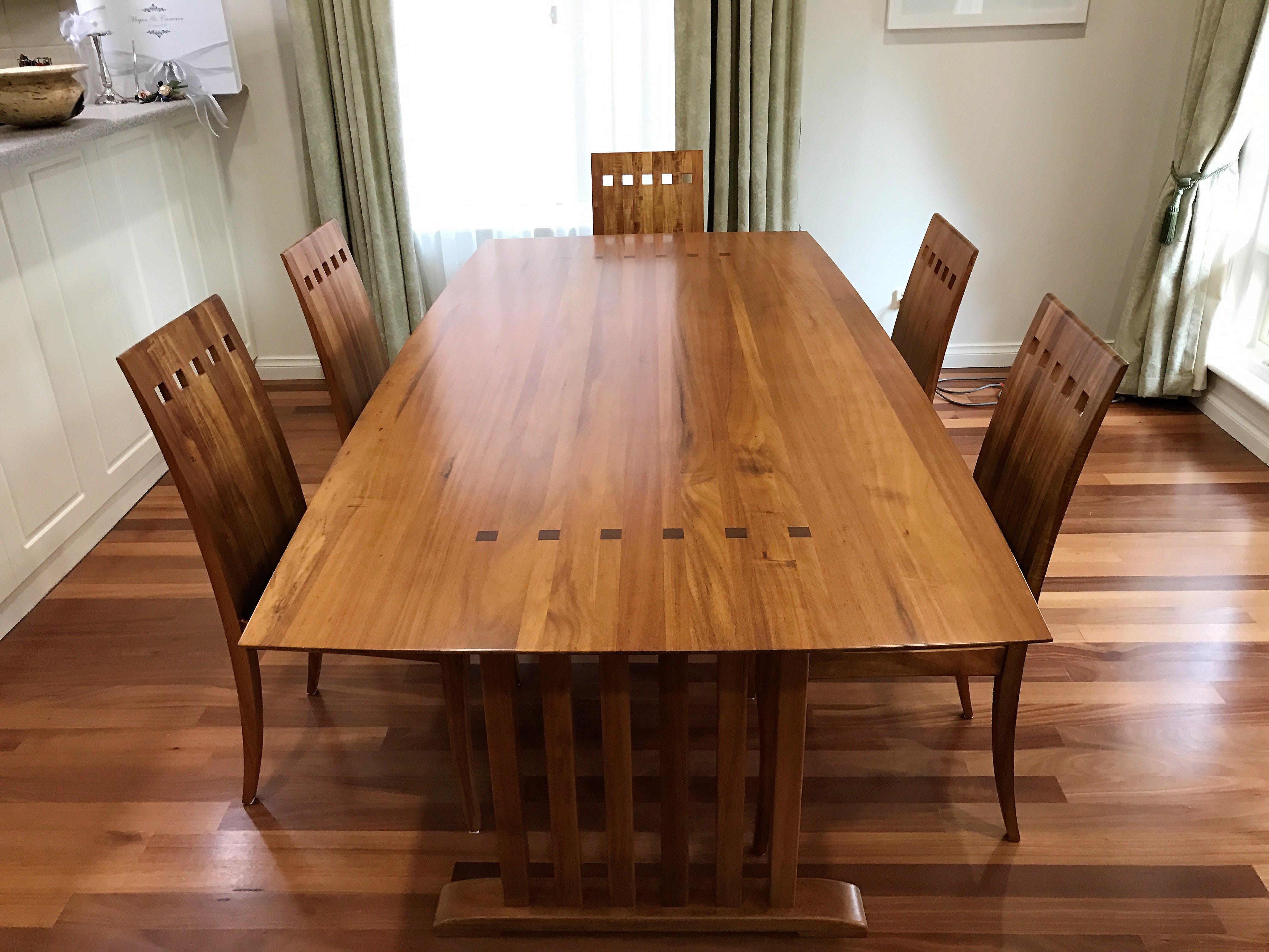 Dining Table - Furniture Restoration Project by Adelaide French Polishers